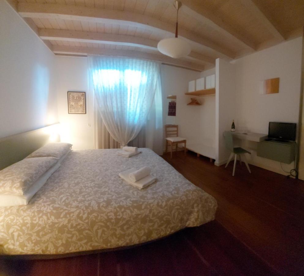 Отель Relais Divino Ала Экстерьер фото