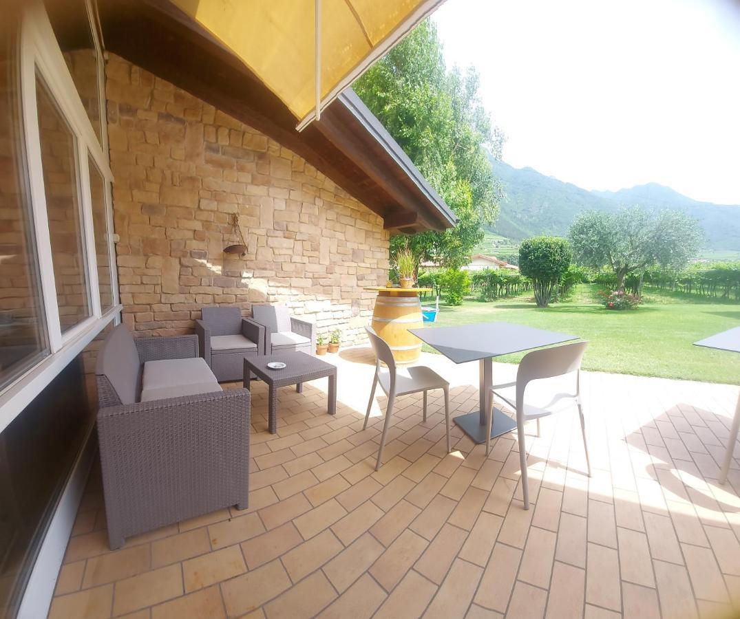 Отель Relais Divino Ала Экстерьер фото